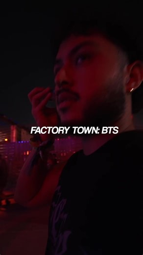 me n bros side quest mission: factory town edition #fyp #factorytown | Side Quest