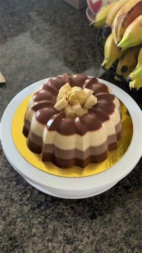 Gelatina Ferrero - Nutella 🤎 #jellycious #jellocake #gelatina #gelati...