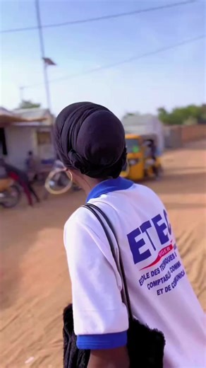 Vidéos de ♥︎︎‿︎♥︎︎︎𝒗𝒊𝒆 𝒅𝒆 𝑷💋..... (@dina.....7) avec оригінальний звук - Onyshchenko Mariia