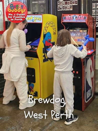 BrewDog, West Perth 🍕🎮 (a pub where kids are actually welcome) Perth parents—this one surprised us 👀 BrewDog West Perth is genuinely family-friendly (and it’s right near Watertown, Scitech RAC Arena). Why it works with kids/tweens/teens: Outdoor courtyard beer garden = space to move Retro arcade games 🎮 Play kitchen, board games colouring Basketball hoop Upstairs pool table for the teens Extra win: Free Kids Club Sundays 12–2pm (themed crafts games) School holiday free activities (think slim