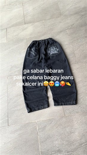 Stylish Baggy Jeans for Your LeBaran Celebration