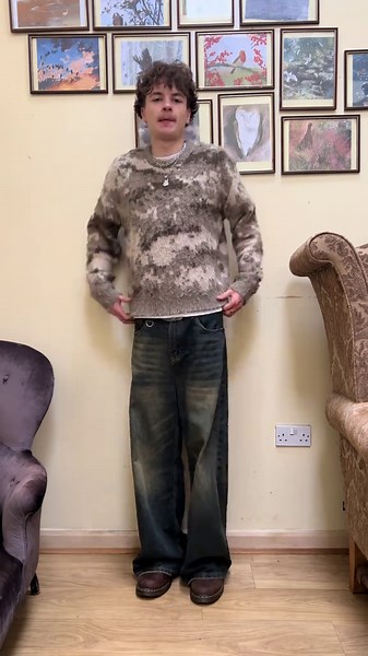 1 Jean, 6 Outfits – Your Go-To Style Guide