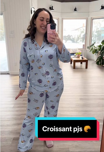 I got these new super cute pjs from Old Navy - I am such a sucker for anything with croissants on it 🥐 These are their Sunday soft pjs which are always SO comfy and I just love them! I got a medium petite and they fit perfectly! @oldnavy #oldnavy #pjs #pajamas #selfcare #midsizefashion