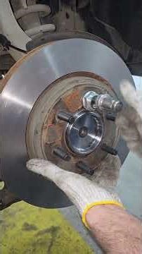 Ford explorer brake service install new brake pads and rotor resurfacing #automotive