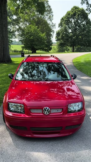 Rock Your Body: Exploring Volkswagen MK4 and VR6 Wagons