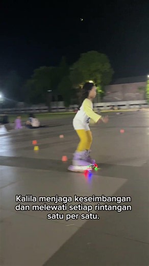 Kalila Berani Coba Rintangan Sepatu Roda Tersulit! Berhasil Sampai Finish? 😱⛸️