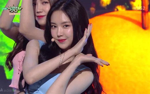 180713 APINK - ALRIGHT + 一点都没有 音银舞台+一位受赏