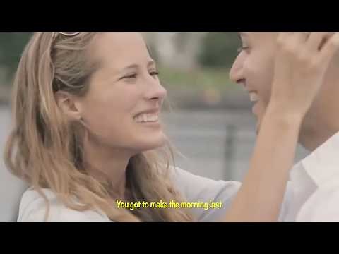 The 59th Street Bridge Song (Feelin' Groovy) - Simon & Garfunkel (lyrics) HD