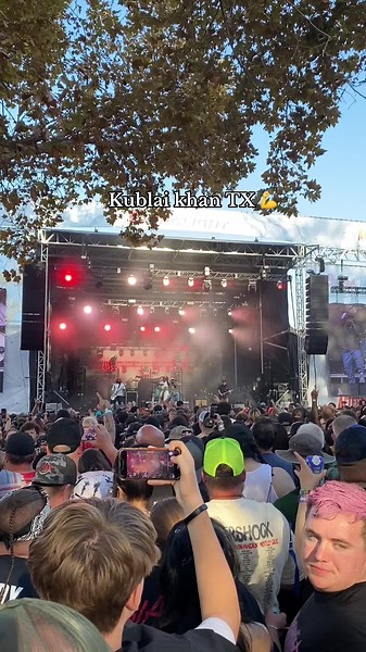 Metal Music Vibes: California Ladies & HXC Culture