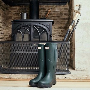HUNTER WINTER SALE — UP TO 40% OFF Shop THE BALMORAL TECH SOLE BOOTS for the perfect winter season! Born in Scotland, our craft is steeped in country life and agricultural tradition, shaped by the elements, refined by time. In 2025, we honour this legacy with the return of the Field range. True to its origins. Built for the land. Made for all who walk it. From the ultimate agricultural boot ‘The Balmoral Tech Sole’ built for performance, to ‘The Balmoral 2.0’ re-engineered for mid-intensity purs