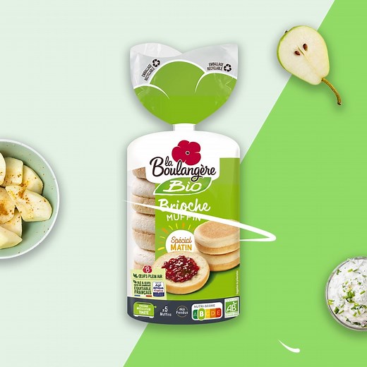 La forme d'un muffin et la texture moelleuse d'une brioche... C'est bien notre Brioche Muffin Bio, reine des brunchs 👑 Comment la préférez-vous ? Garnie en version salée 🍳 ou sucrée 🍐 ? Pour votre santé, évitez de grignoter entre les repas. www.mangerbouger.fr | La Boulangère