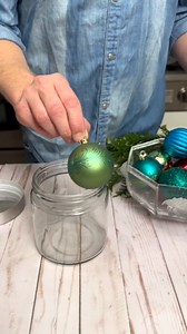 Fun & Festive Christmas Eve table decor to brighten the holiday