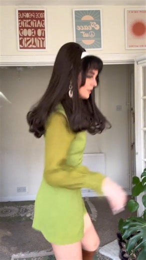 G-L-O-R-I-A sing it people! ✌️ #60s #1960s #vintage #fun #joy #goodvibes #60sstyle #VintageVibes #sixties | The Meyer Dancers