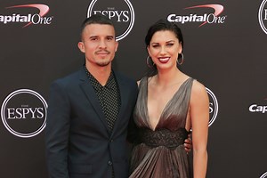 Deadspin | Soccer Superstar Alex Morgan Successfully Makes Human Being — Baby Girl Charlie Elena