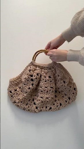 Tulip Square Purse 🌷 A free and easy tutorial 🧶