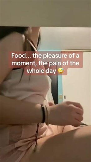 My belly is so stuffed all the day #bodypositive #bellyfat #mukbang