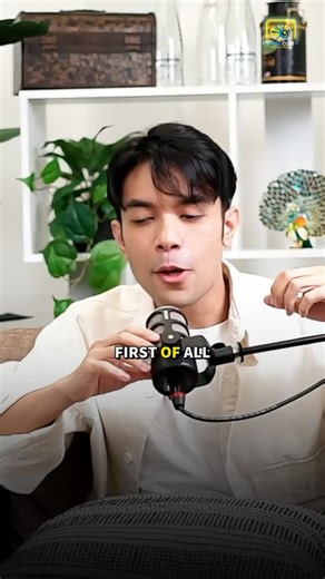 Port Cust By Eyes Forward on Instagram: "Ramai masuk medic dengan anggapan doktor pasti hidup selesa dan kaya. Realitinya, gaji doktor di Malaysia tidaklah setinggi yang disangka, termasuk dalam kalangan specialist. Walau berapa lama tempoh berkhidmat, struktur gaji tetap ada hadnya. Sebab itu bidang perubatan bukan laluan untuk cepat kaya. Jika mahukan pendapatan lebih besar, pilihan biasanya bekerja di luar negara atau sektor swasta, itu pun bergantung kepada bagaimana seseorang doktor membina