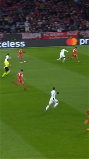 Überragendes Dribbling von Jamal gegen PSG! 🤯 | FC Bayern München