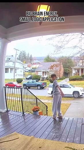 12K views · 95 reactions | When you forget the camera’s always watching  Caught doing the dumbest thing ever  #FunnyVideo #CaughtOnCamera #DoorbellCam #CaughtIn4K #EpicFail #InstantRegret #HilariousMoments #ComedyGold #LaughOutLoud #ViralMoment #YouCantMakeThisUp #FailsOfTheDay #CCTVMoments | ENS Security | Facebook