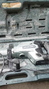 When you get a machine that keeps starting and stopping when you move it around. 9 times out of 10 it's a broken cable. #hikoki #hammer #cable #machine #hitachi #tools #toolrepair #powertools | Deandohertygreaser