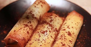 Comment plier une feuille de brick en cigare (Vidéo)