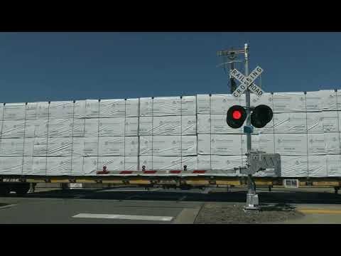 PNWR 2311 East: 14th Ave RR Crossing, Cornelius, OR