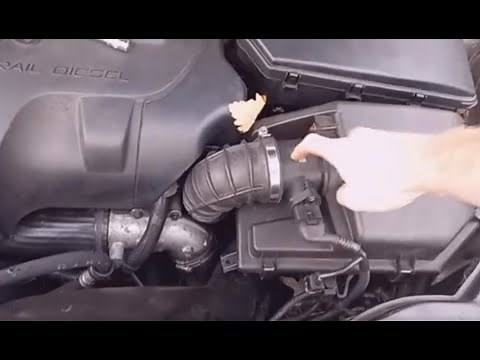 Volvo D5 MAF Sensor replacement (Air Flow Mass) #diymechanic #xc90