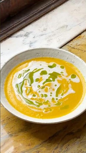 Chilled Curried Carrot Soup