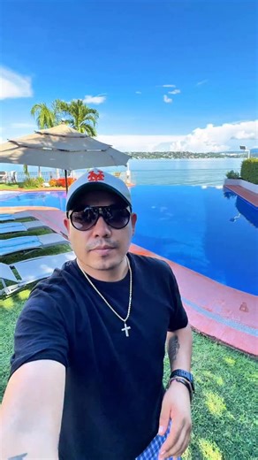 ✨ Casa Luna: la joya más exclusiva de Tequesquitengo ✨ Imagina tu cumpleaños o evento especial en una casa a pie de lago, con una vista impresionante y un ambiente de lujo inigualable. 🥂🌅 🏡 Casa Luna no es solo una casa, es la experiencia perfecta para disfrutar con tus invitados, vivir momentos únicos y celebrar como nunca. 🎁 Promoción especial: si reservas antes del 15 de octubre, la persona de cocina va por nuestra cuenta. 🍽️👩‍🍳 Haz de tu celebración algo inolvidable en la casa más exc