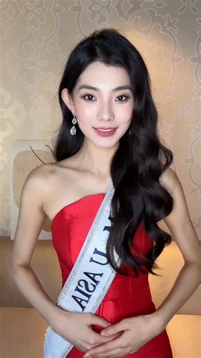 Miss Universe Asia 2025 , @zhaona_zena , wishes the Universe a Happy New Year ✨ May this new year be filled with confidence, strength, and courage. | Miss Universe