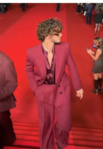 Antonio and Jamie x NRJ - Off Campus Moment Explained