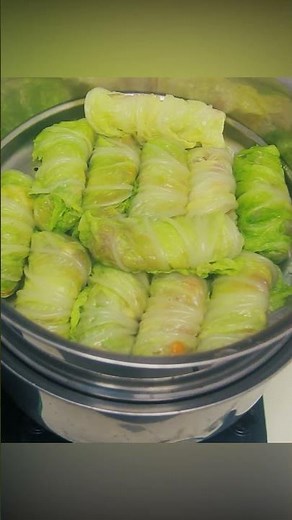 Delicious Chinese Cabbage Rolls: Pork & Shrimp Stuffed Perfection!