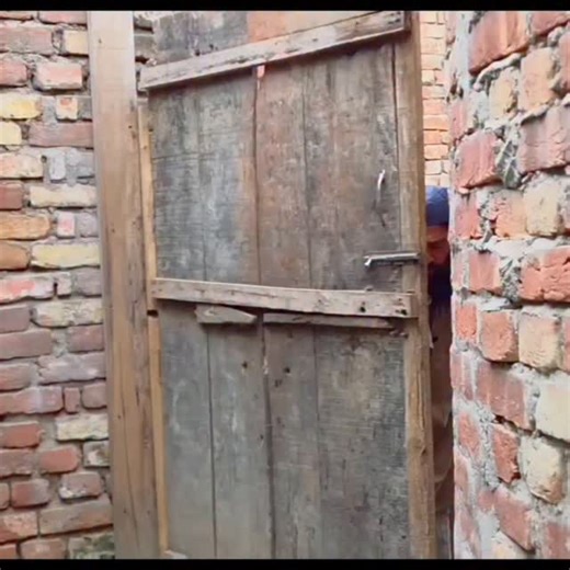 DESSI JOSHILE on Instagram: "पूरी वीडियो के लिए नीचे लिंक क्लिक करे या Dessi joshile यूट्यूब चैनल पर जाए https://youtu.be/ucUhfOokzV4?si=bUSDuMRV-Jg-Q17H"