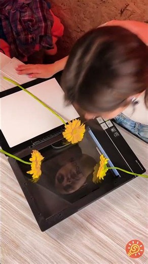 Arte criativa com scanner, flores e retrato | DIY artístico surpreendente 🌺🖨️✨
