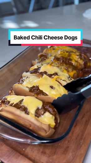Baked Chili Cheese Dogs: Easy Recipe for Delicious Oven-Baked Hot Dogs