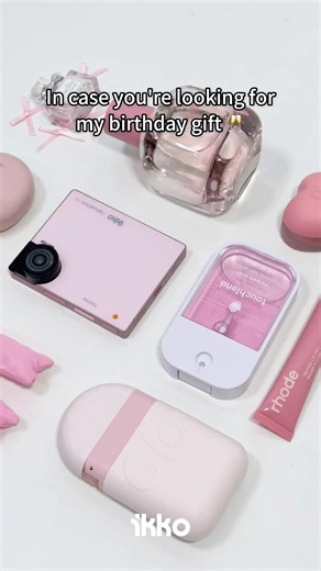 In case you’re looking for the perfect birthday gift 👀🙌🩷 #ikko #mindone #smallphone #smaprtphone