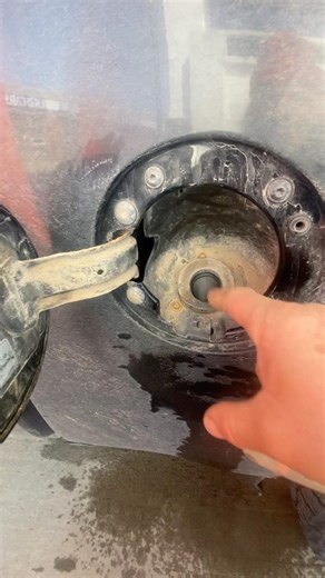 Hack for cap less gas tank fill