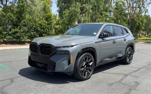 寶馬 XM  第一視角 駕駛體驗