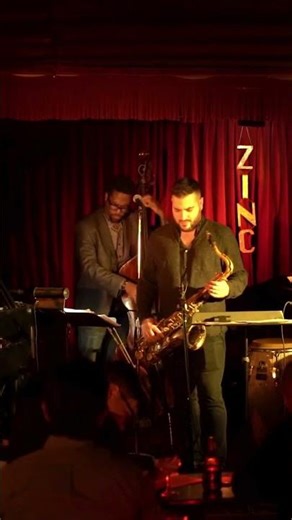 Yunior Terry brings a sound shaped by lineage, movement and deep rhythmic intelligence.