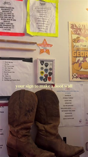 Create Your Dream Boot Wall Decor Ideas