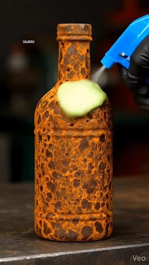 REMOVE THE RUST FROM IRON BOTTLE | #crushing #rusting #asmr #dusting #asmr #dustextractor #dustless