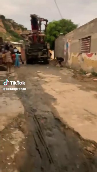 🏗️ Tabela Atualizada de Preços do Betão 📅 Válida a partir de 1 de novembro de 2025 Preço s/ IVA (KZ/m³) 1️⃣ C15 – 85.000 KZ / m³ 2️⃣ C20 – 89.000 KZ / m³ 3️⃣ C25 – 94.000 KZ / m³ 4️⃣ C30 – 106.000 KZ / m³ 5️⃣ C35 / C30P6 – 112.000 KZ / m³ 6️⃣ C30–37 – 116.000 KZ / m³ 7️⃣ C40 – 124.000 KZ / m³ 8️⃣ C45 – 134.000 KZ / m³ (com IVA incluído) 1️⃣ C15 – 96.900 KZ / m³ 2️⃣ C20 – 101.460 KZ / m³ 3️⃣ C25 – 107.160 KZ / m³ 4️⃣ C30 – 120.840 KZ / m³ 5️⃣ C35 / C30P6 – 127.680/m³ 6️⃣ C30–37 – 132.240 KZ / m