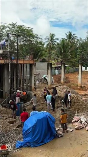 Gotong royong persiapan pengecoran lantai 2 ruang kelas SDIT CAHAYA QUR’AN