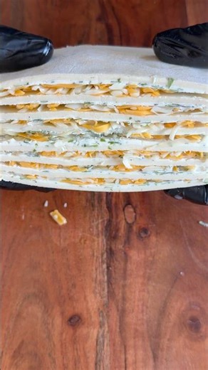 Garlic Puff Bread / #shorts