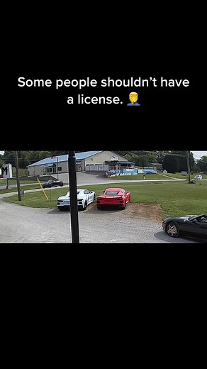 Minivan drivers are worst than prius drivers 😩 #reels #baddriver #driving #minivandrivers #funny #viralreels | Chevy Dude