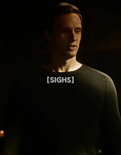 Zoom Captured Caitlin & Tells Her That He Loves Her #Theflash #Arrowverse #Dccomics #Grantgustin