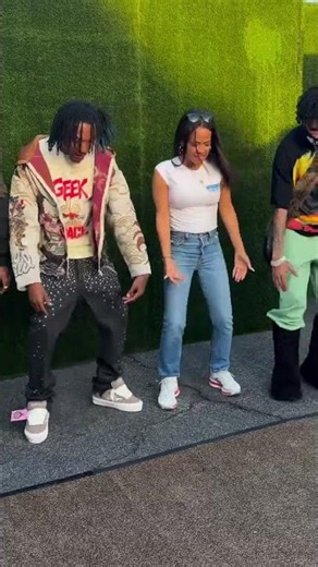 Dancin w Christina Millian 🤞🏽💙 #ayoandteo #jooklikeme ‪@Phyouture.901‬