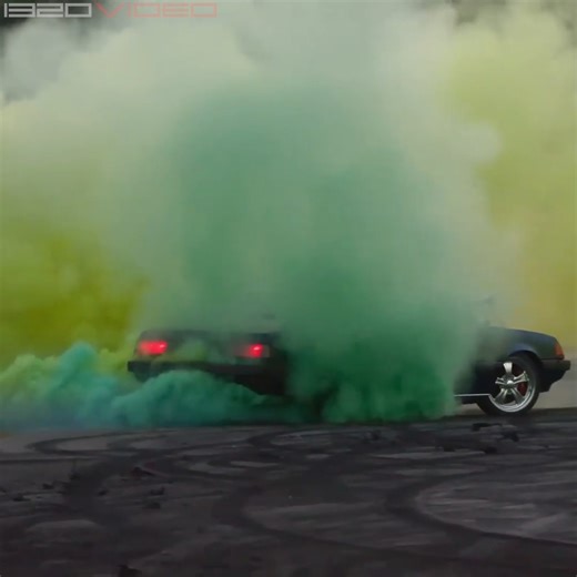 Australian Burnout Competition! | 1320Video.com