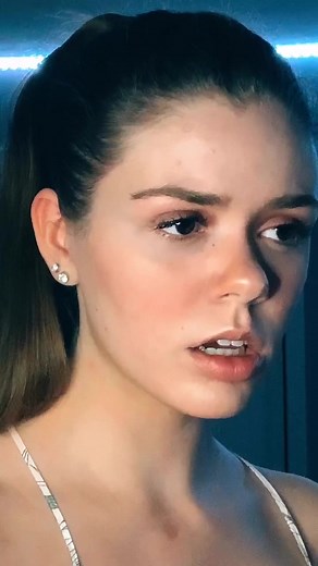 Android Programming Error: Confessing Love Every Few Days