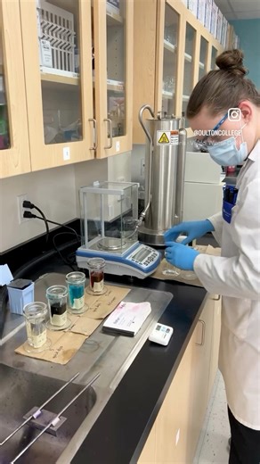 Experience the world of histotechnology with our Medical Laboratory Technology program!Students learn the principles and practices of body tissues and their components. From understanding the microanatomy of organs to identifying cellular structures, our students master special staining techniques that reveal hidden details within.Are you ready to explore this captivating field that unravels the human body?Reach out to us today! Our dedicated Admissions Advisors are here to begin your journey to